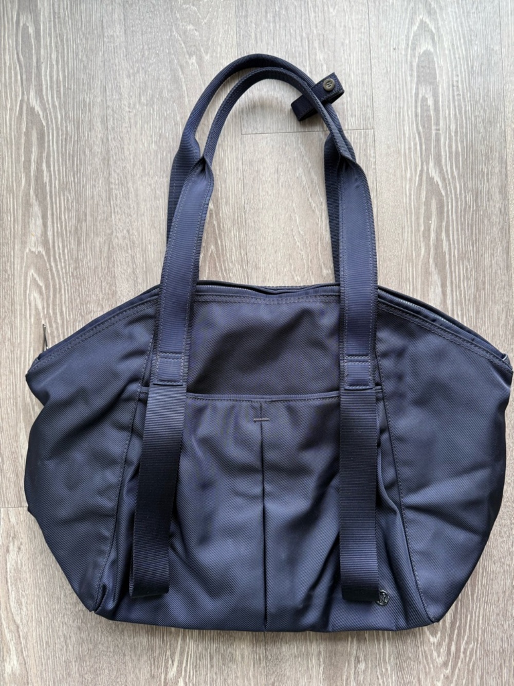 lululemon athletica - gym bag with yoga mat straps